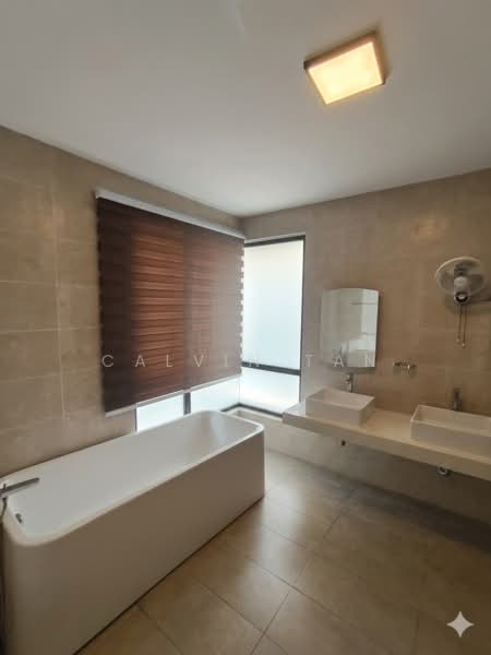 Zero-Lot Bungalow for Sale in Klang (Selangor) - Calvin Tan - Bathroom - PropertyGuru.com.my