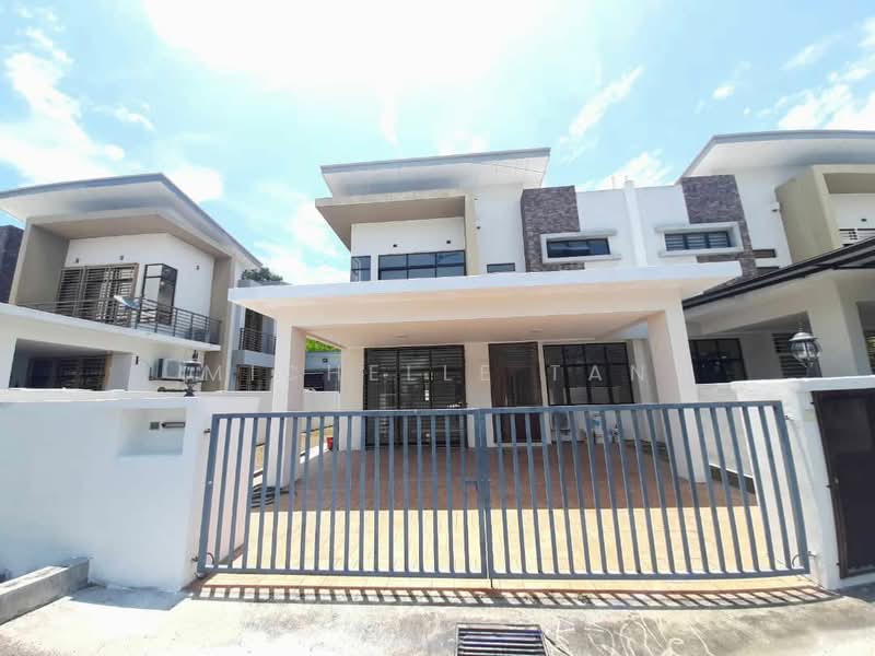 Semi-Detached House for Sale in Semenyih (Selangor) - Michelle Tan - Exterior - PropertyGuru.com.my