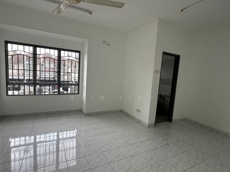 Rumah Teres untuk Disewa di Bandar Botanic (Klang) - Rain Liau - Interior - PropertyGuru.com.my