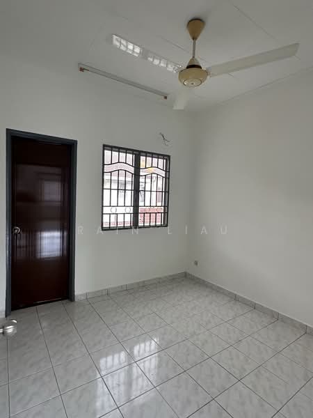 Rumah Teres untuk Disewa di Bandar Botanic (Klang) - Rain Liau - PropertyGuru.com.my