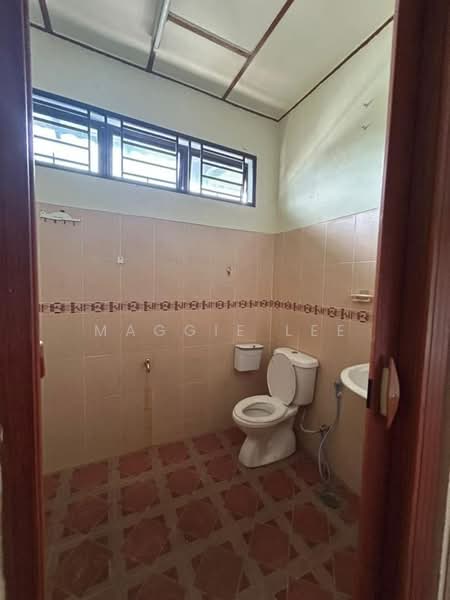 2-storey Terraced House for Sale in Taman Skudai Baru (Skudai) - Maggie Lee - Bathroom - PropertyGuru.com.my