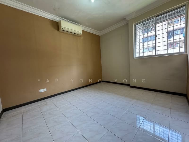 Flat for Sale at Bandar Damai Perdana (Low Cost) - Yap Yong Yong - Interior - PropertyGuru.com.my