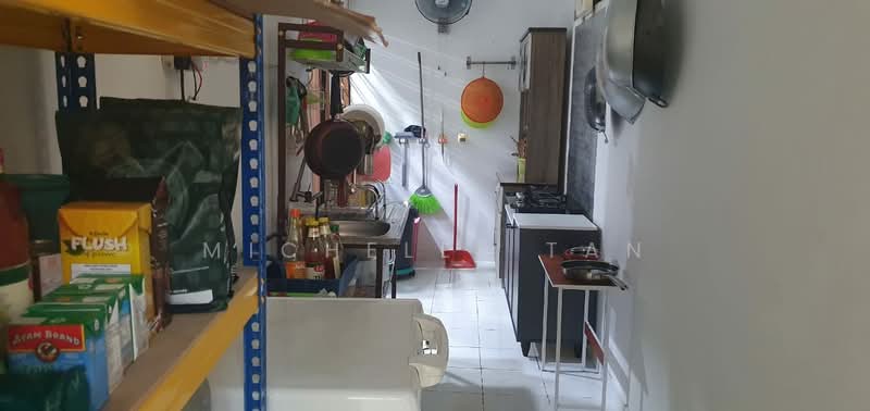 Terraced House for Sale in Taman Aman Putra (Puchong) - Michelle Tan - Kitchen - PropertyGuru.com.my