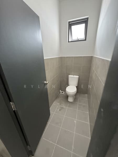 Kedai untuk Disewa di Setia Eco Glades (Cyberjaya) - Rylan Chen - PropertyGuru.com.my