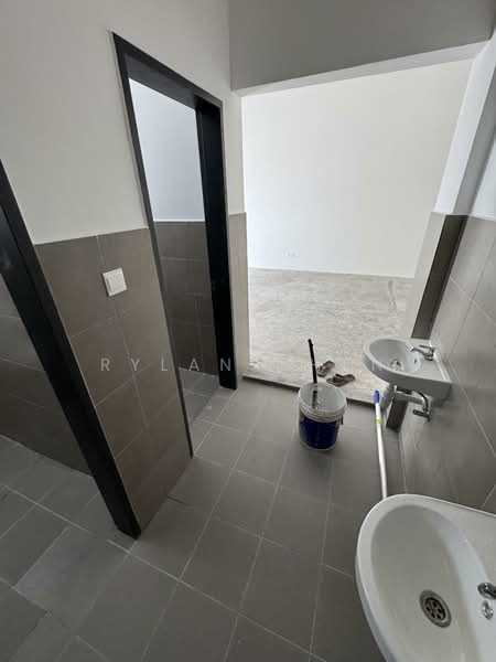 Kedai untuk Disewa di Setia Eco Glades (Cyberjaya) - Rylan Chen - PropertyGuru.com.my