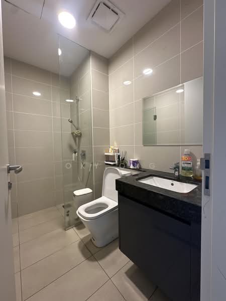 Service Residence for Sale at The Park 2 - Oky Ong - Bathroom - PropertyGuru.com.my