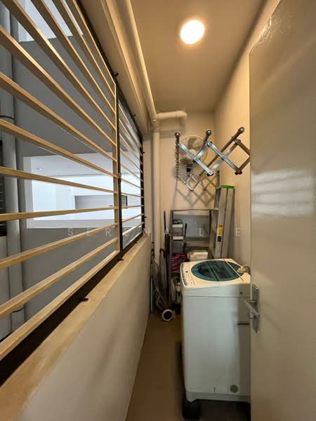 Servis Apartment untuk Dijual di Nova Saujana - Serena Lee - Balcony - PropertyGuru.com.my