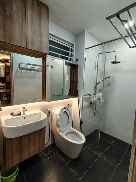 Service Residence for Rent at Twin Galaxy (Dwi Galaksi) - Kyoris Loh - Bathroom - PropertyGuru.com.my
