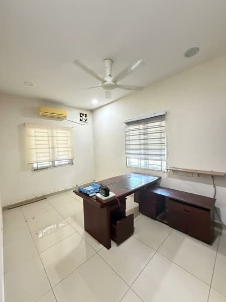 2-storey Terraced House for Sale in Taman Sri Putra Mas (Sungai Buloh) - Alicia Soo - Study - PropertyGuru.com.my