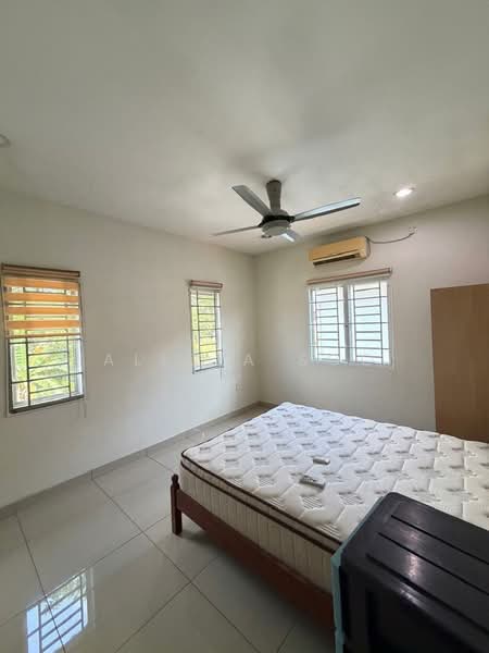 2-storey Terraced House for Sale in Taman Sri Putra Mas (Sungai Buloh) - Alicia Soo - Bedroom - PropertyGuru.com.my