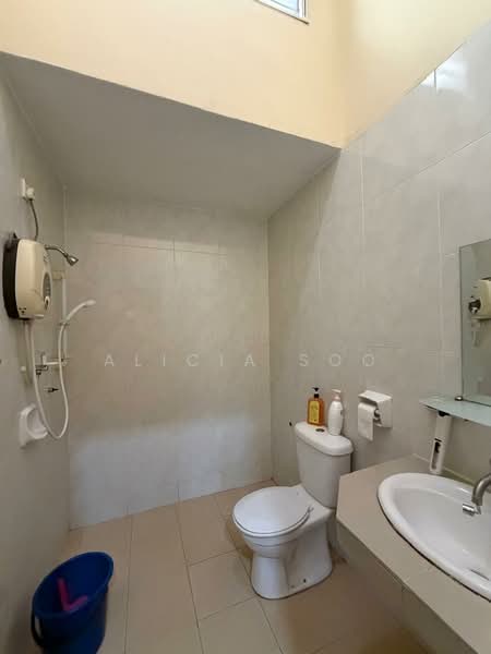 2-storey Terraced House for Sale in Taman Sri Putra Mas (Sungai Buloh) - Alicia Soo - Bathroom - PropertyGuru.com.my