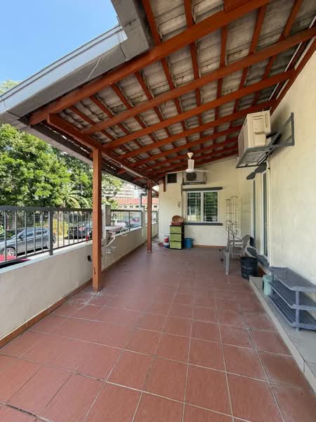 2-storey Terraced House for Sale in Taman Sri Putra Mas (Sungai Buloh) - Alicia Soo - Exterior - PropertyGuru.com.my