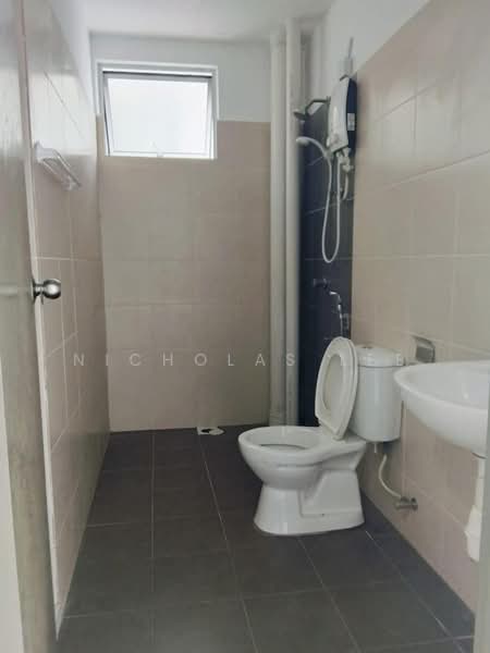 Kondominium untuk Disewa di Meru Heights Residences @ Scientex Meru - Nicholas Lee - Bathroom - PropertyGuru.com.my