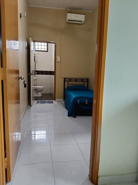 2-storey Terraced House for Rent in Taman JP Perdana (Johor Bahru) - Jesy Tey - Bedroom - PropertyGuru.com.my