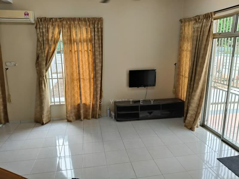 2-storey Terraced House for Rent in Taman JP Perdana (Johor Bahru) - Jesy Tey - Living Room - PropertyGuru.com.my