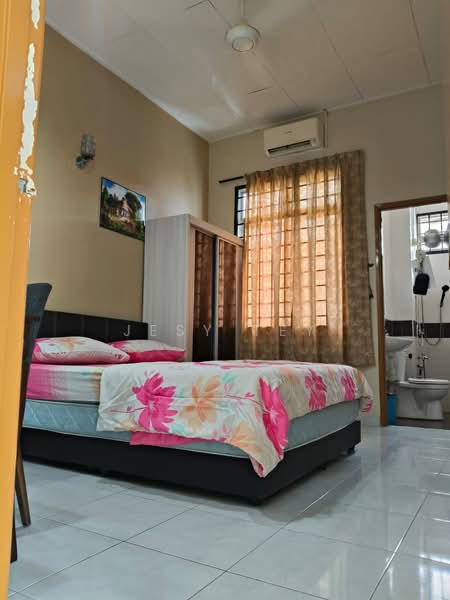 2-storey Terraced House for Rent in Taman JP Perdana (Johor Bahru) - Jesy Tey - Bedroom - PropertyGuru.com.my