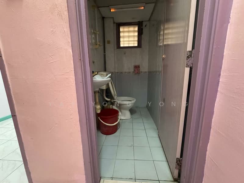Flat for Sale at Bandar Damai Perdana (Low Cost) - Yap Yong Yong - Bathroom - PropertyGuru.com.my