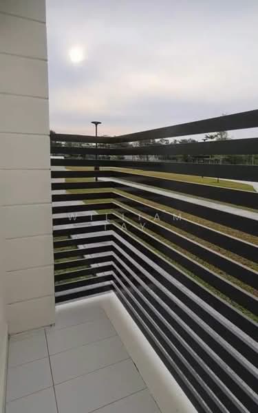 Rumah Teres untuk Dijual di Medini (Iskandar Puteri (Nusajaya)) - William Tay - Balcony - PropertyGuru.com.my