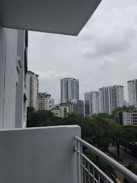 Kondominium untuk Dijual di Kiaramas Sutera - HL Wong - Exterior - PropertyGuru.com.my