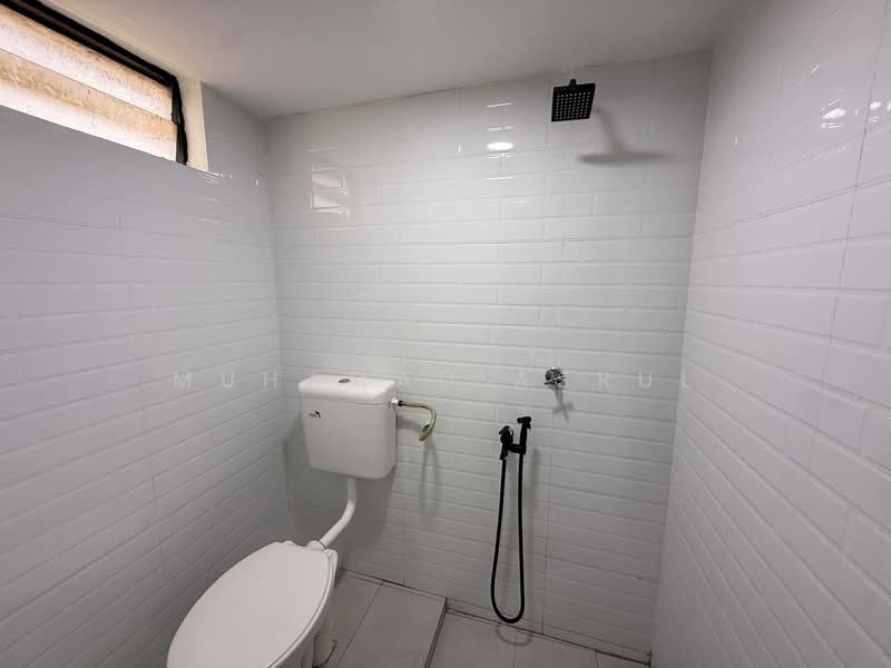 Rumah Teres 2 Tingkat untuk Dijual di Johor Bahru (Johor) - Muhamad Asrul - Bathroom - PropertyGuru.com.my