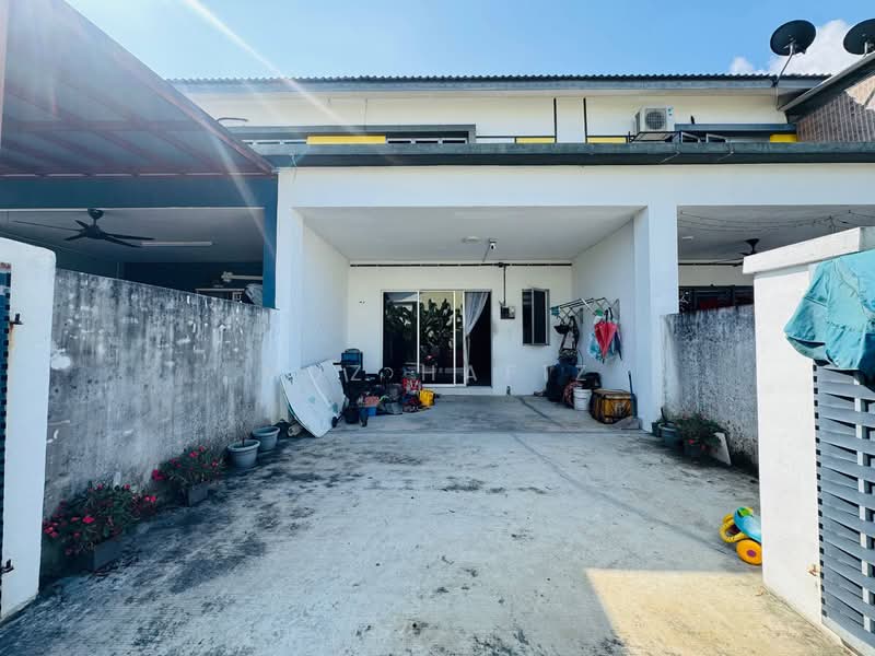 For Sale - Double Storey Sari Alamanda 2 Rawang