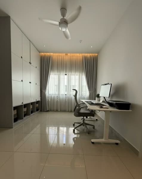 Rumah Teres 2 Tingkat untuk Dijual di Cyberjaya (Selangor) - Henry Liew - Study - PropertyGuru.com.my