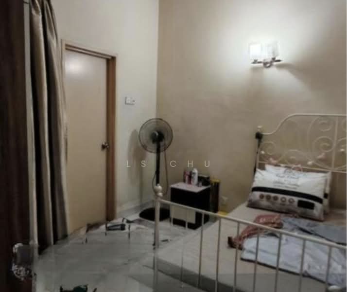 Rumah Teres 2 Tingkat untuk Disewa di Kota Kemuning (Shah Alam) - LS Chu - Bedroom - PropertyGuru.com.my