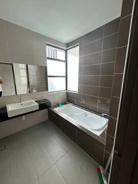 Rumah Berkembar untuk Dijual di Tebrau (Johor) - Michelle Ng - Bathroom - PropertyGuru.com.my