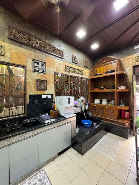 Bungalow for Sale in Bukit Rahman Putra (Sungai Buloh) - Firuz Rahmad - Kitchen - PropertyGuru.com.my