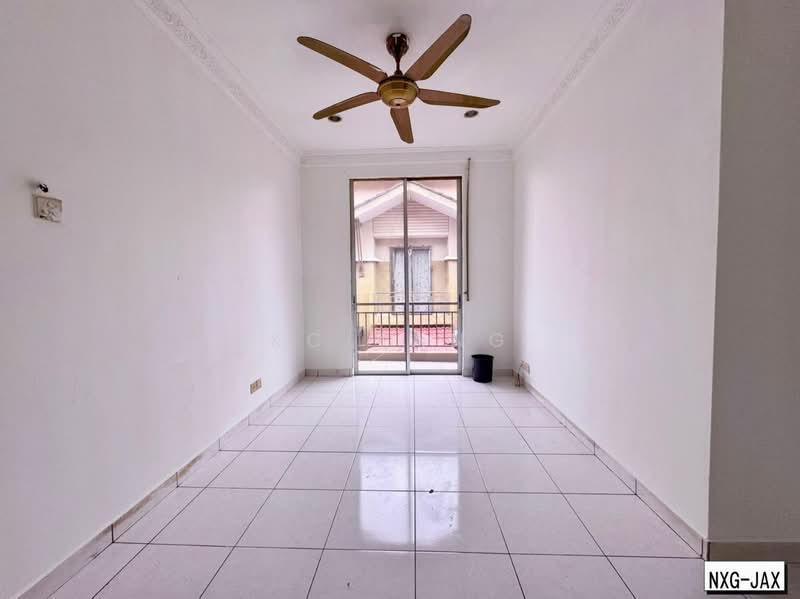 Rumah Berkembar untuk Dijual di Aman Perdana (Kapar) - KC Tang - Interior - PropertyGuru.com.my