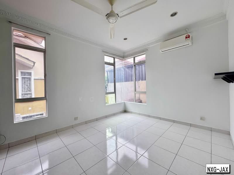 Rumah Berkembar untuk Dijual di Aman Perdana (Kapar) - KC Tang - Interior - PropertyGuru.com.my