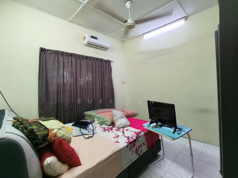 1-storey Terraced House for Sale in Kepong (Kuala Lumpur) - Suki Tan - Bedroom - PropertyGuru.com.my