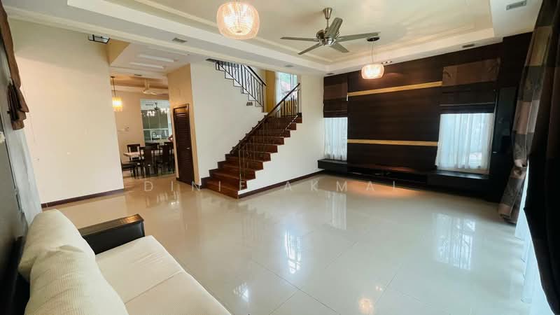 Bungalow for Sale in Shah Alam (Selangor) - Dinie Akmal - Living Room - PropertyGuru.com.my