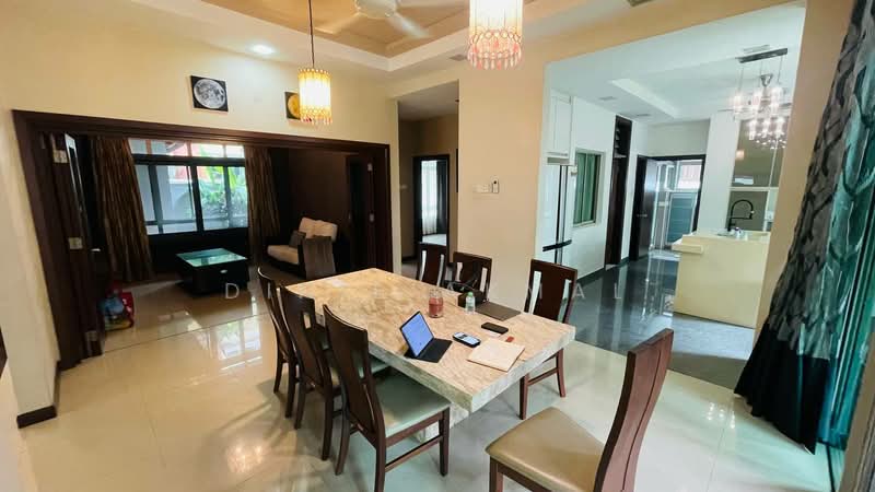 Bungalow for Sale in Shah Alam (Selangor) - Dinie Akmal - Dining Room - PropertyGuru.com.my