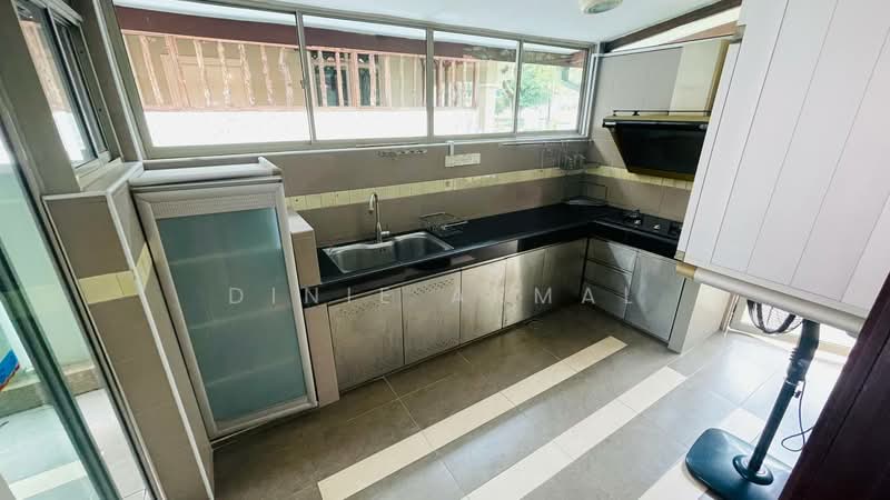 Bungalow for Sale in Shah Alam (Selangor) - Dinie Akmal - Kitchen - PropertyGuru.com.my