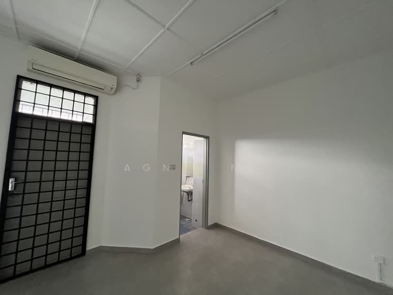 For Rent - Taman Perling
