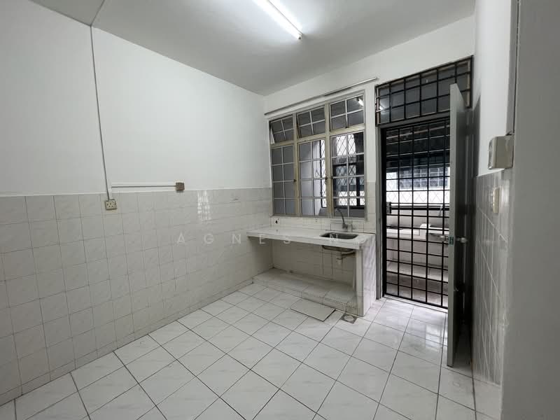 For Rent - Taman Perling