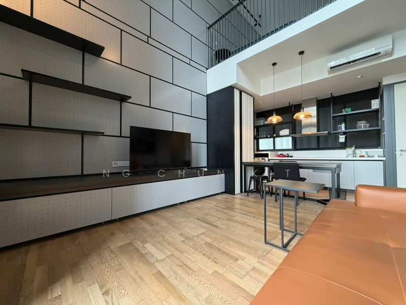 For Rent - Twy Duplex Condos