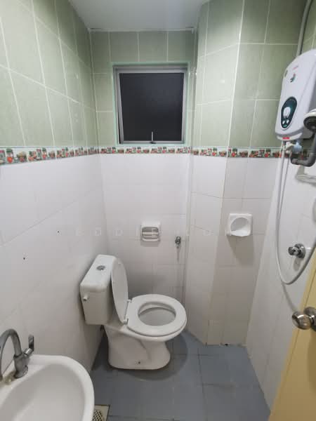 Kondominium untuk Dijual di Ampang Prima - Eddie Loh - Bathroom - PropertyGuru.com.my