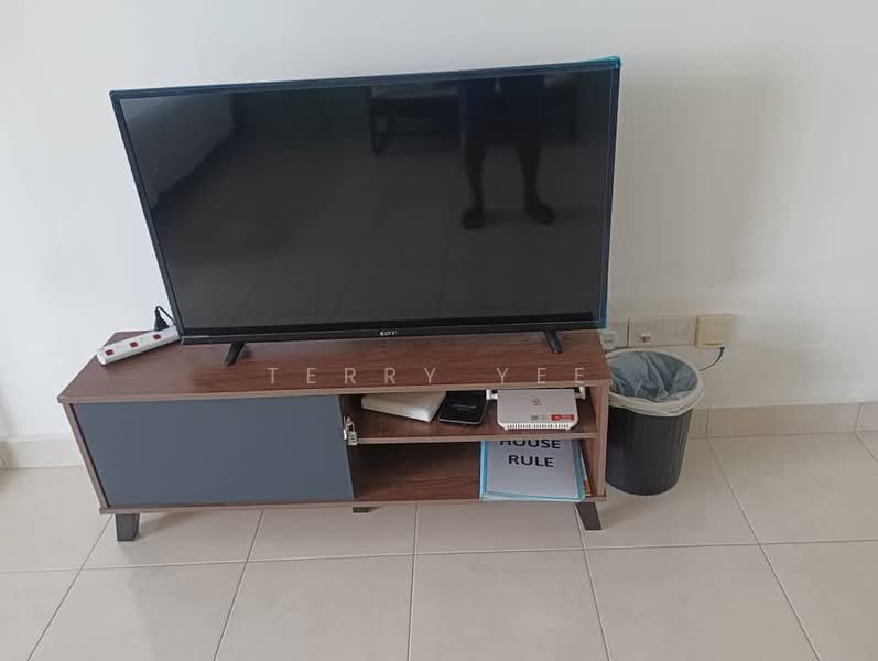 Servis Apartment untuk Disewa di Tiara Imperio Residence - Terry Yee - Living Room - PropertyGuru.com.my