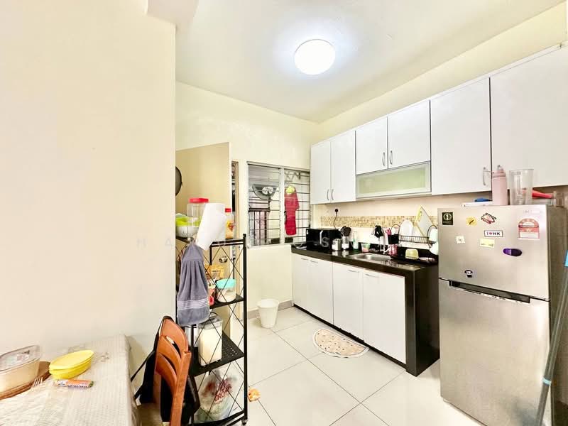 Pangsapuri untuk Dijual di Putra Suria Residence - Harun Osman - PropertyGuru.com.my