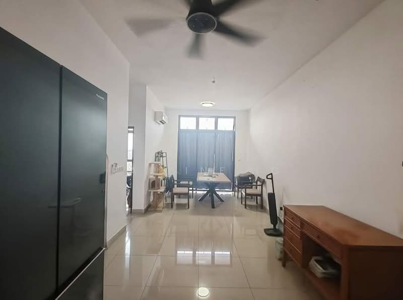 Service Residence for Sale at Twin Tower Residence - Pauline Ng - Living Room - PropertyGuru.com.my
