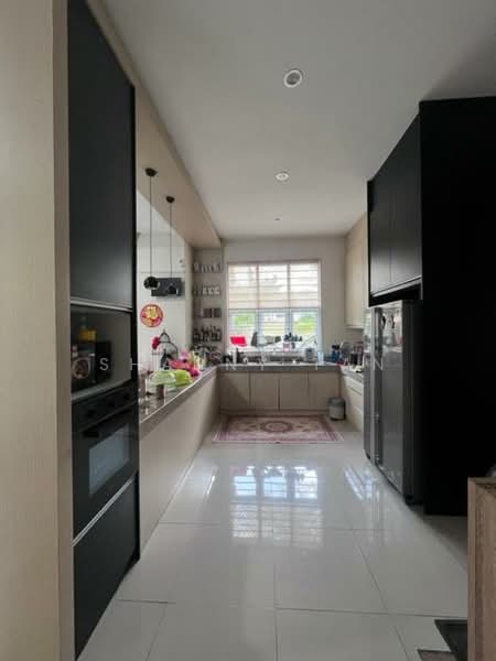Rumah Banglo untuk Dijual di Bandar Mahkota Cheras (Cheras) - Shanny Tan - Kitchen - PropertyGuru.com.my