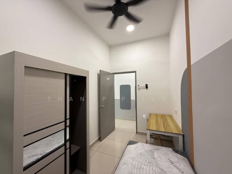 Pangsapuri untuk Disewa di D7 (D'Seven Lagoon Perdana) - Thanap Priyaa - Bedroom - PropertyGuru.com.my
