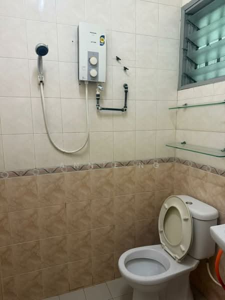 Rumah Teres 1 Tingkat untuk Dijual di Taman Bukit Maluri (Kepong) - Annie Ng - Bathroom - PropertyGuru.com.my