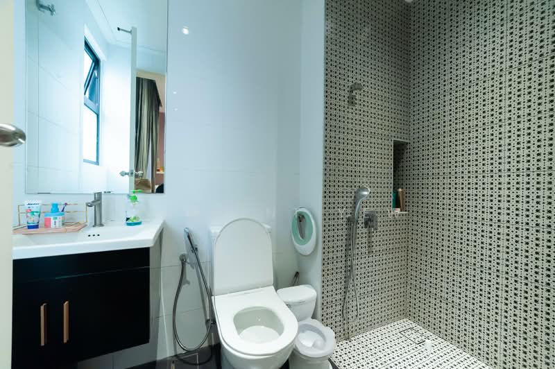 Semi-Detached House for Sale in Setia Alam (Selangor) - Clement Yew - Bathroom - PropertyGuru.com.my