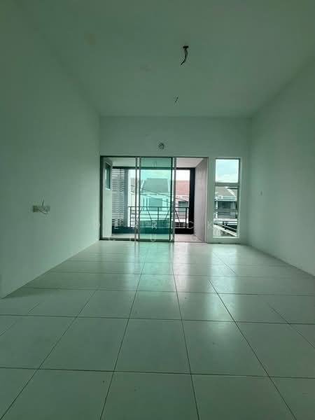 Rumah Teres 2 Tingkat untuk Dijual di Ipoh (Perak) - Derrick Chung - Balcony - PropertyGuru.com.my