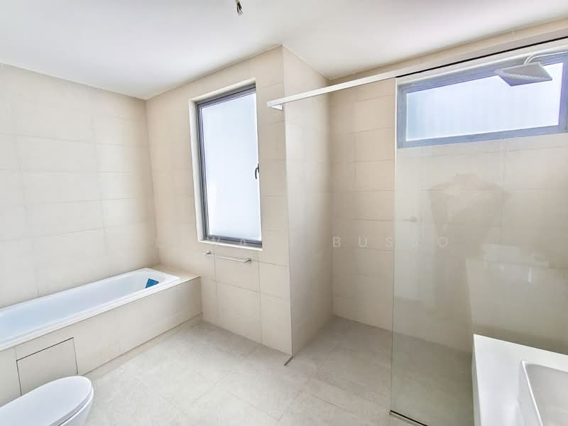 Rumah Berkembar untuk Dijual di Shah Alam (Selangor) - Salawati Busro - Bathroom - PropertyGuru.com.my