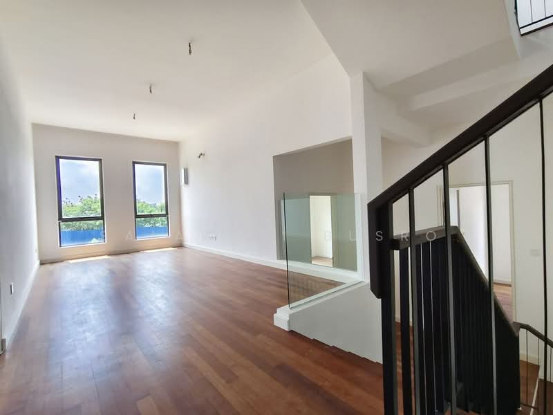 Rumah Berkembar untuk Dijual di Shah Alam (Selangor) - Salawati Busro - Living Room - PropertyGuru.com.my