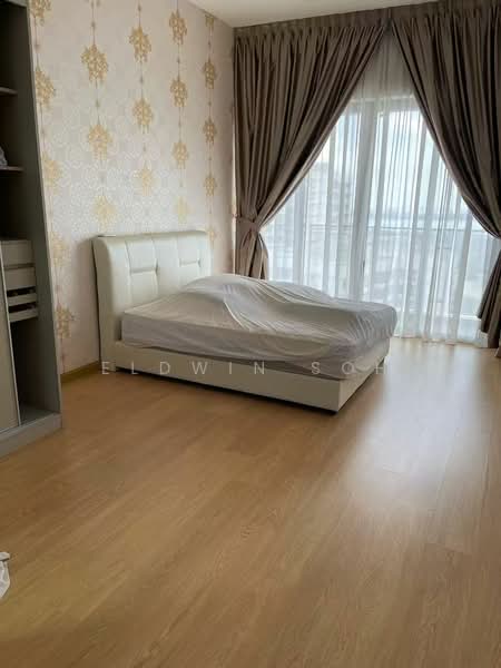 Condominium for Rent at Amberside @ Country Garden Danga Bay - Eldwin Soh - Bedroom - PropertyGuru.com.my